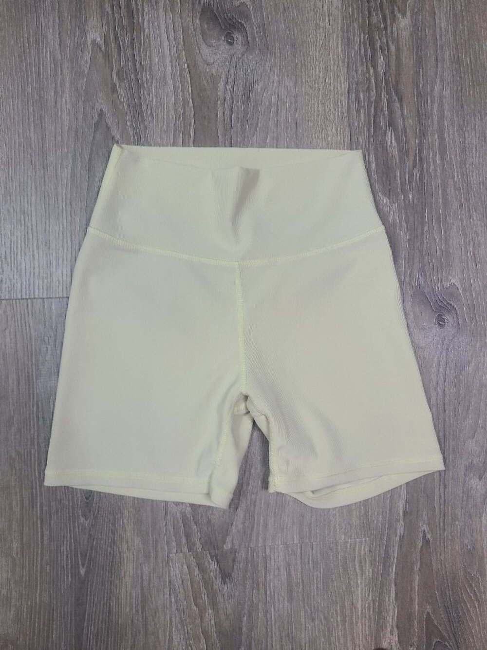 WILO The Label Base Ribbed High Waisted Biker Shorts Butter Yellow Size Medium M